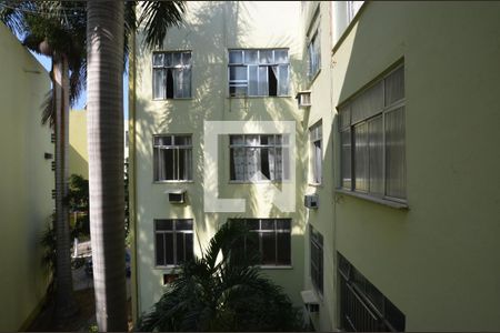 Vista da Sala de apartamento à venda com 2 quartos, 300m² em Madureira, Rio de Janeiro