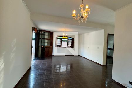 Sala de casa de condomínio para alugar com 3 quartos, 209m² em Residencial Quatro (alphaville), Santana de Parnaíba