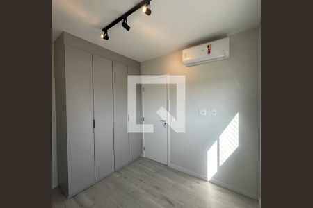 Quarto 1 de apartamento para alugar com 1 quarto, 31m² em Vila Sônia, São Paulo