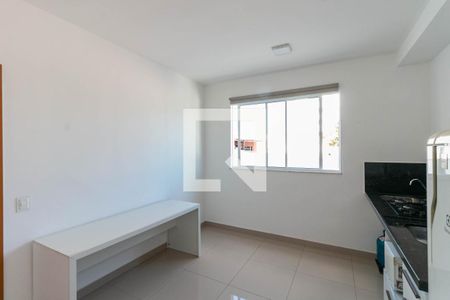 Sala/Cozinha de apartamento para alugar com 2 quartos, 65m² em União, Belo Horizonte