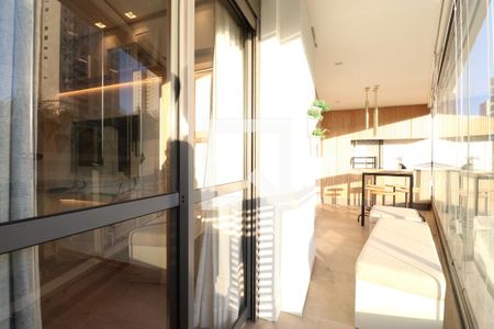 Varanda de apartamento para alugar com 2 quartos, 68m² em Vila Ipojuca, São Paulo