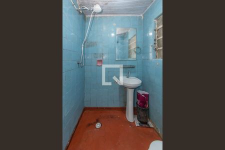 Casa à venda com 70m², 2 quartos e sem vaga Casa à venda com 70m², 2 quartos e sem vagaBanheiro