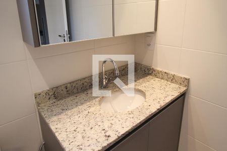 Banheiro de kitnet/studio à venda com 1 quarto, 25m² em Vila Olímpia, São Paulo