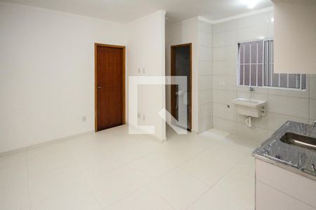 Sala de apartamento para alugar com 2 quartos, 36m² em Vila Antonieta, São Paulo