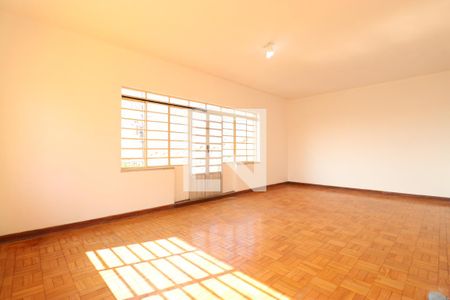 Sala de casa para alugar com 3 quartos, 200m² em Vila Anglo Brasileira, São Paulo