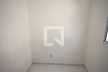 Quarto 01 de apartamento para alugar com 2 quartos, 36m² em Vila Antonieta, São Paulo