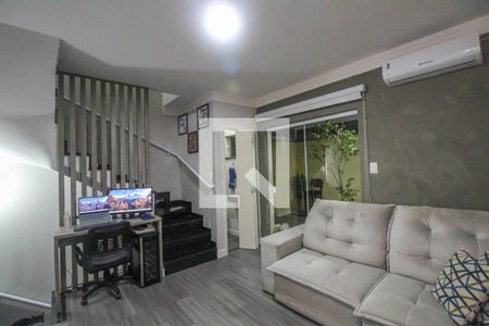 Sala  de casa de condomínio à venda com 2 quartos, 100m² em Vila Prudente, São Paulo