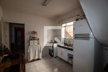 Cozinha de casa para alugar com 2 quartos, 147m² em Jardim Rizzo, São Paulo