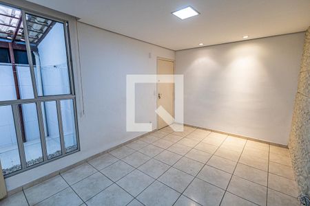 Sala de apartamento à venda com 2 quartos, 49m² em São João Batista, Belo Horizonte