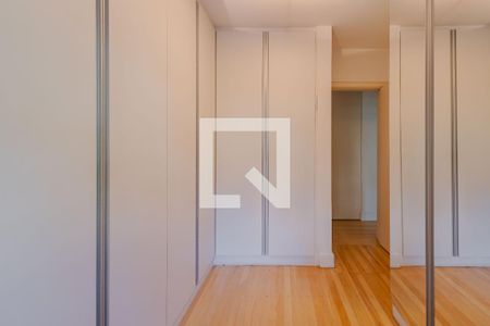 Quarto 1 de apartamento à venda com 4 quartos, 155m² em Sumaré, São Paulo