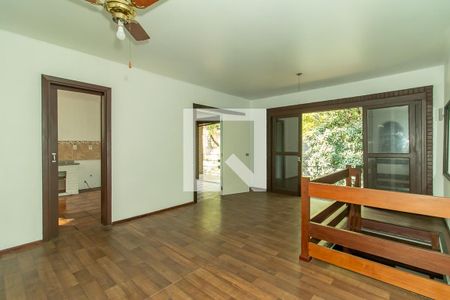 Sala de casa à venda com 5 quartos, 200m² em Petrópolis, Porto Alegre