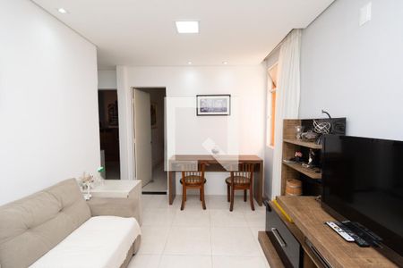 Sala de apartamento à venda com 2 quartos, 50m² em Eldorado, Contagem