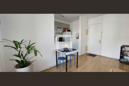 Sala de apartamento para alugar com 2 quartos, 64m² em Jardim, Santo André