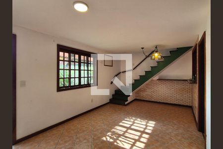 Sala de casa à venda com 2 quartos, 150m² em Vargem Grande, Rio de Janeiro