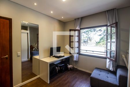 Casa de condomínio à venda com 380m², 4 quartos e 4 vagas Casa de condomínio à venda com 380m², 4 quartos e 4 vagasQuarto 4