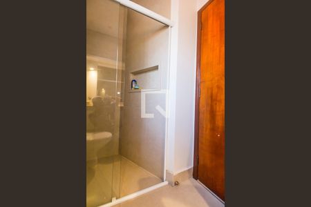 Casa de condomínio à venda com 380m², 4 quartos e 4 vagas Casa de condomínio à venda com 380m², 4 quartos e 4 vagasBanheiro