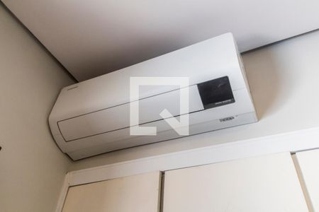 Casa de condomínio à venda com 380m², 4 quartos e 4 vagas Casa de condomínio à venda com 380m², 4 quartos e 4 vagasDetalhe