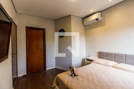 Casa de condomínio à venda com 380m², 4 quartos e 4 vagas Casa de condomínio à venda com 380m², 4 quartos e 4 vagasQuarto 3