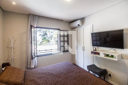 Casa de condomínio à venda com 380m², 4 quartos e 4 vagas Casa de condomínio à venda com 380m², 4 quartos e 4 vagasSuíte 2