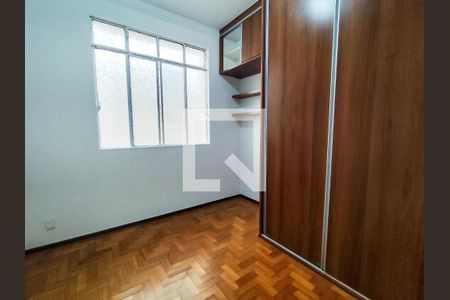 
Quarto 1
 de apartamento à venda com 3 quartos, 100m² em Centro, Belo Horizonte