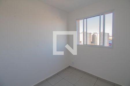 Quarto 1 de apartamento para alugar com 2 quartos, 42m² em Vila Fátima, São Paulo