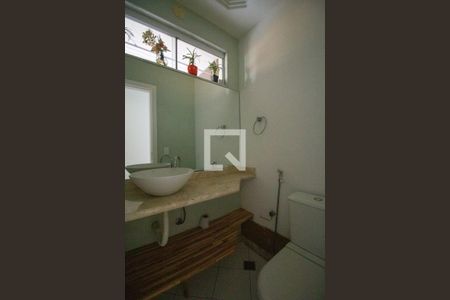 Lavabo de casa à venda com 4 quartos, 200m² em Vargem Pequena, Rio de Janeiro