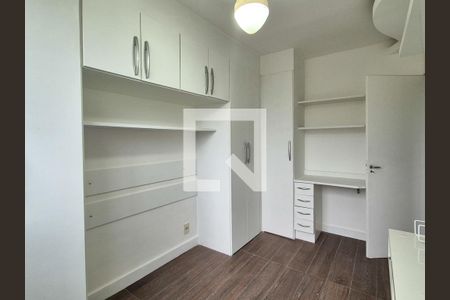 Quarto 1 de apartamento para alugar com 2 quartos, 47m² em Vargem Pequena, Rio de Janeiro