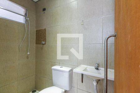 Banheiro Suíte 1 de casa para alugar com 2 quartos, 68m² em Vila Esperança, São Paulo