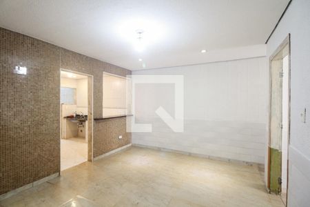 Sala  de casa para alugar com 2 quartos, 68m² em Vila Esperança, São Paulo