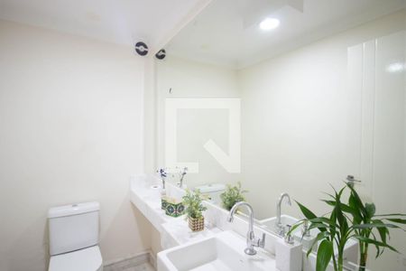 Lavabo de casa à venda com 3 quartos, 110m² em Vila Curuçá Velha, São Paulo