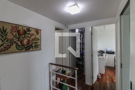 Apartamento à venda com 105m², 3 quartos e 1 vaga Apartamento à venda com 105m², 3 quartos e 1 vagaCorredor