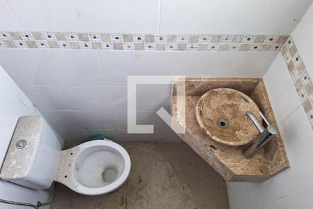 Lavabo de casa de condomínio à venda com 3 quartos, 350m² em Maravista, Niterói