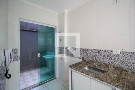 Cozinha de apartamento para alugar com 2 quartos, 43m² em São Miguel Paulista, São Paulo