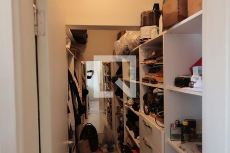 Closet de apartamento à venda com 1 quarto, 82m² em Vila Olímpia, São Paulo