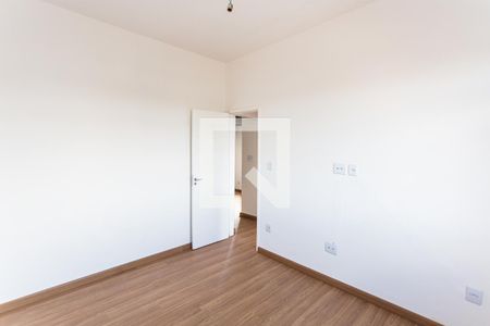 Quarto 2 de apartamento à venda com 2 quartos, 100m² em Santa Tereza, Belo Horizonte