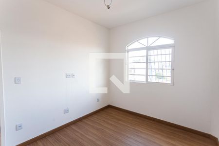 Quarto 2 de apartamento à venda com 2 quartos, 100m² em Santa Tereza, Belo Horizonte