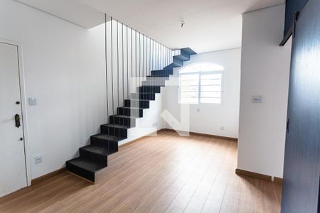 Sala 1 de apartamento à venda com 2 quartos, 100m² em Santa Tereza, Belo Horizonte