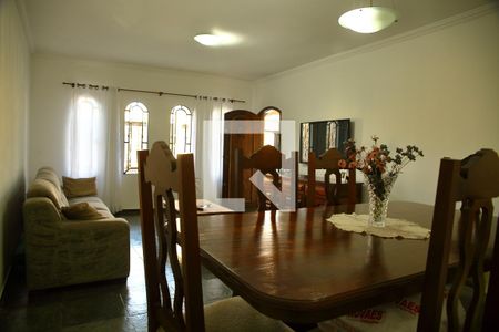 Sala de casa à venda com 3 quartos, 200m² em Parque Terra Nova Ii, São Bernardo do Campo