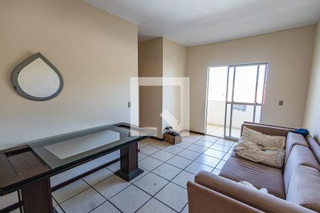 Sala de apartamento para alugar com 3 quartos, 75m² em São Luiz, Belo Horizonte