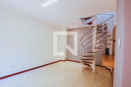 Sala de estar de casa para alugar com 3 quartos, 120m² em Tororó, Salvador