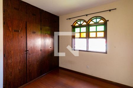 Quarto 1 de casa para alugar com 4 quartos, 260m² em Pedro Ii, Belo Horizonte