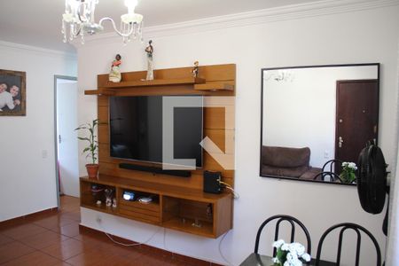 Sala de apartamento à venda com 3 quartos, 67m² em Glória, Contagem