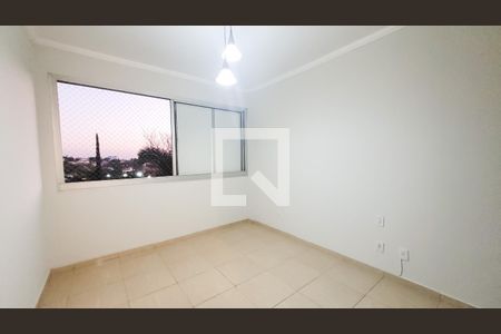 Sala de apartamento para alugar com 3 quartos, 130m² em Jardim Chapadão, Campinas