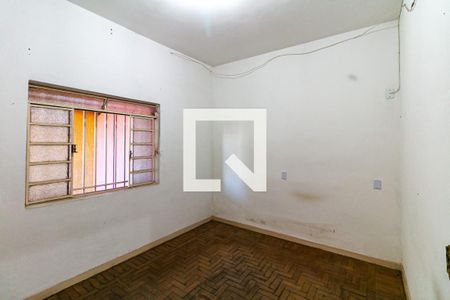 Quarto de casa para alugar com 2 quartos, 484m² em Camargos, Belo Horizonte