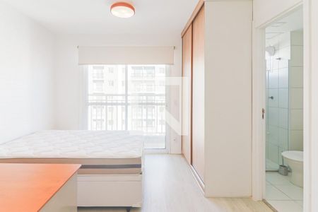 Quarto / Cozinha de apartamento para alugar com 1 quarto, 26m² em Vila Butantã, São Paulo