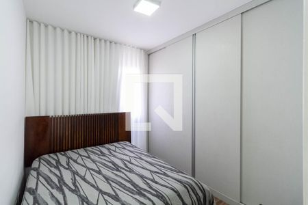 Quarto 1 de apartamento para alugar com 3 quartos, 98m² em Santa Amelia, Belo Horizonte