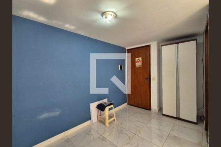 Sala/Cozinha de kitnet/studio à venda com 1 quarto, 70m² em Recreio dos Bandeirantes, Rio de Janeiro