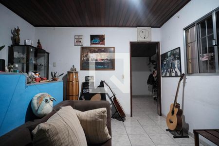 Sala 1 de casa para alugar com 4 quartos, 217m² em Jardim Aricanduva, São Paulo