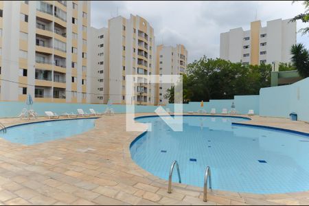 Apartamento à venda com 62m², 2 quartos e 1 vaga Apartamento à venda com 62m², 2 quartos e 1 vagaÁrea comum - Piscina