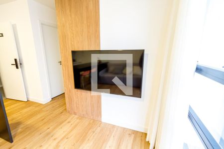 Sala - tv de apartamento para alugar com 2 quartos, 46m² em Centro, Curitiba